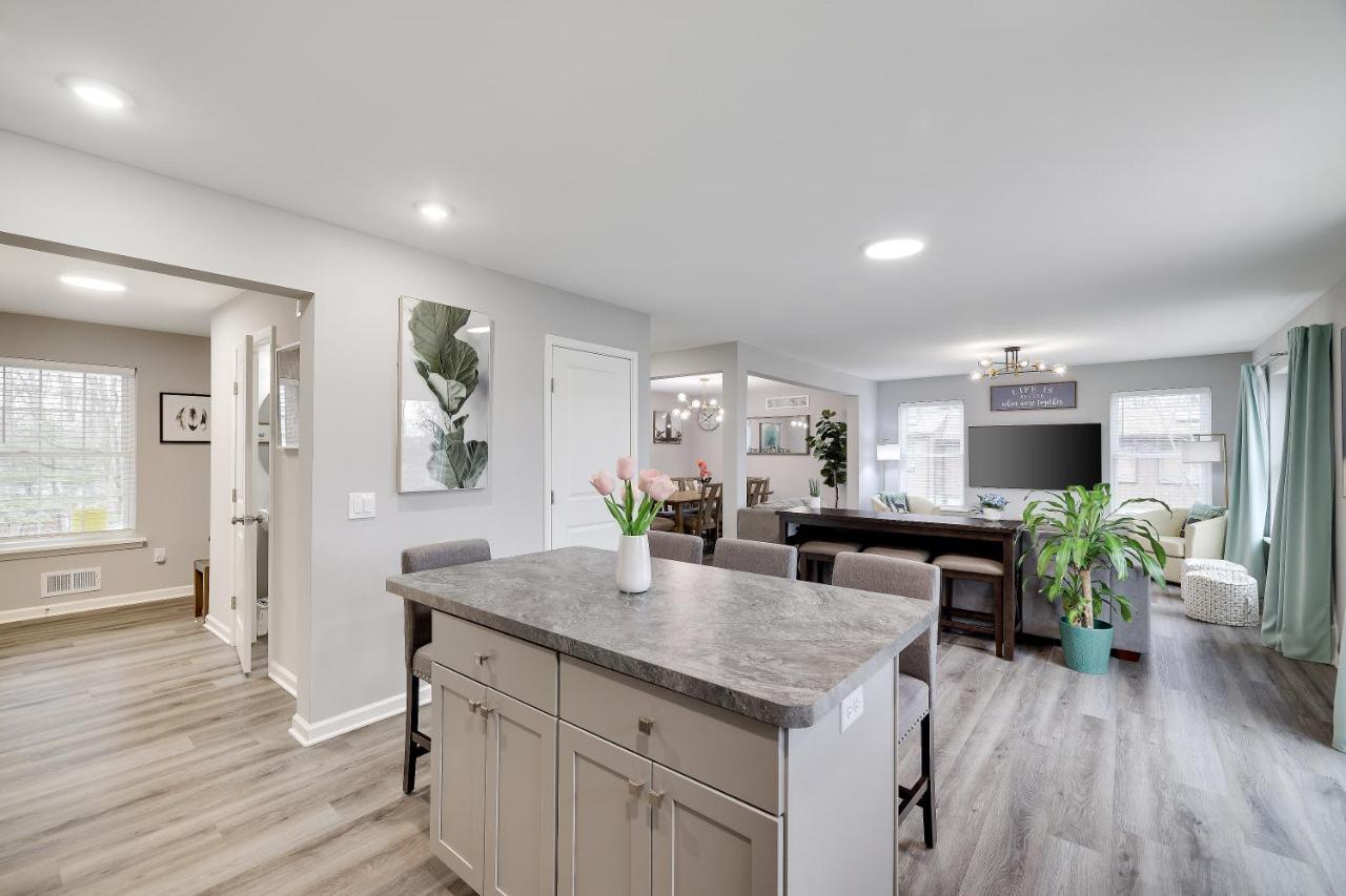 Villa Modern 5br, Kid-friendly In Poconos With Pool Table *