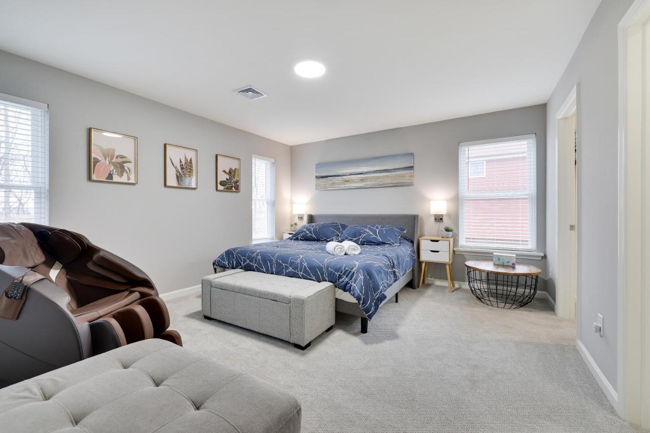 Modern 5br, Kid-friendly In Poconos With Pool Table Villa *