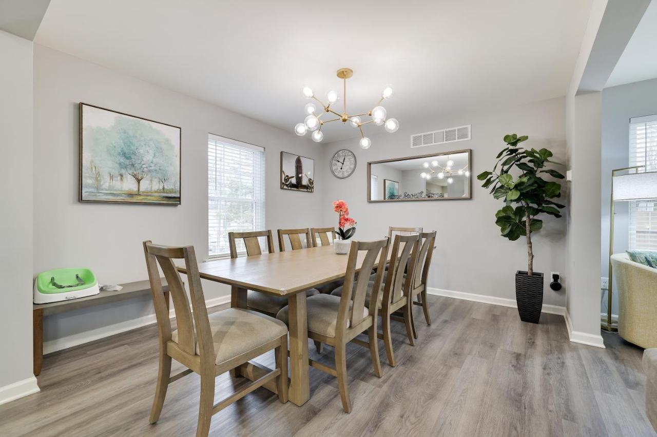 Villa Modern 5br, Kid-friendly In Poconos With Pool Table