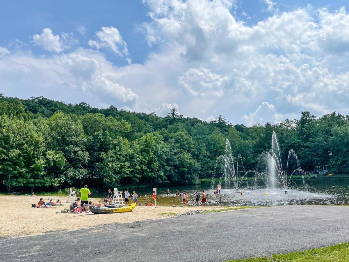 Modern 5br, Kid-friendly In Poconos With Pool Table